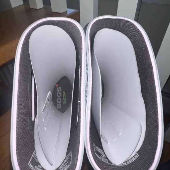 NEW Pansies gray waterproof rain boots - Picture 5 of 5